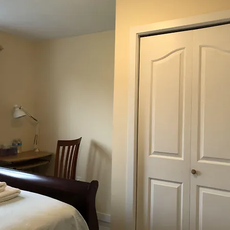 Richmond Vancouver Airport Comfy Home-3