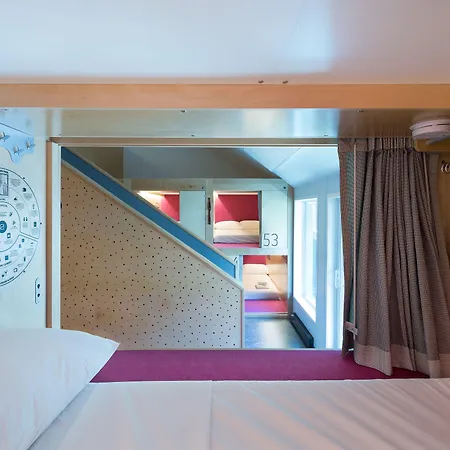 Pangea Pod Hotel (Adults Only)-3