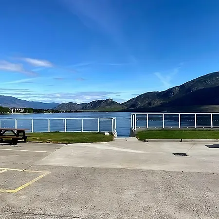 Richter Pass Beach Resort-2