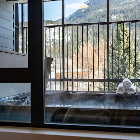 Peaks And Birdies By Revelstoke Vacations-3