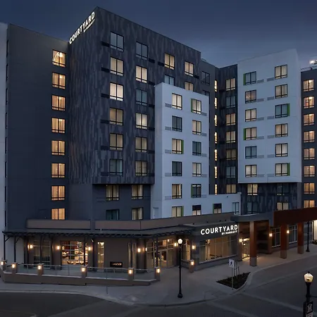 Courtyard By Marriott Nanaimo-3
