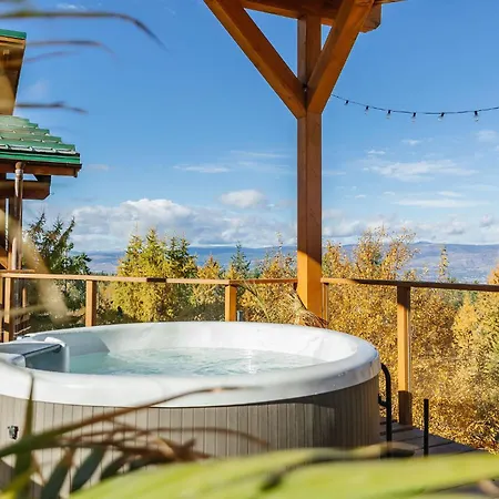 Myra Canyon Guest Ranch-3