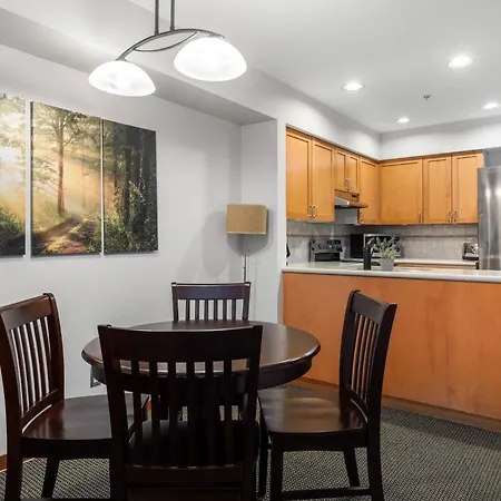 1Br In Lake Placid Lodge, Steps To Creekside Gondola, Shared Pool And Hot Tub, Lounge Access-3