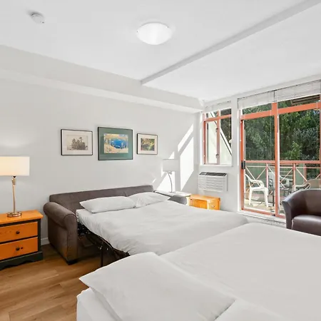Alpenglow Lodge Studio With Park View By Mva-2