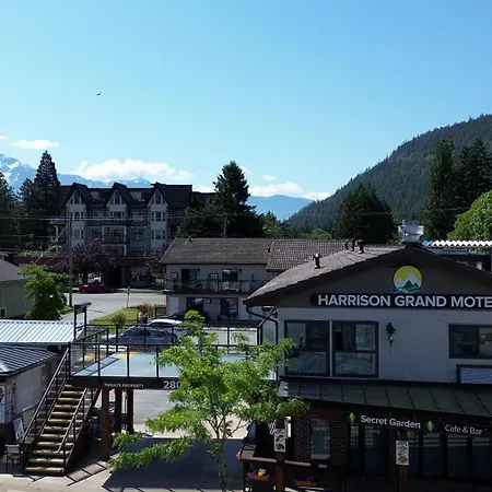 Harrison Grand Motel-3