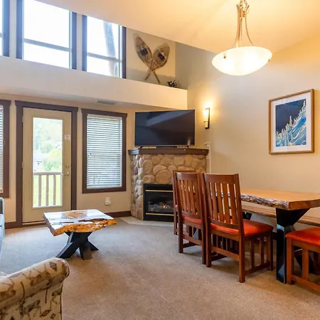 Silver Rock Condos By Fernie Central Reservations-3