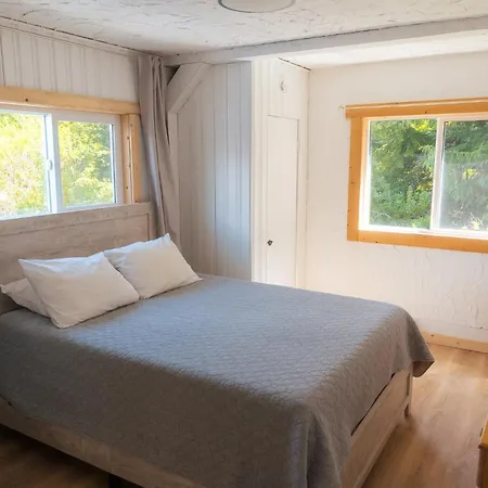 Little Beach Resort-2
