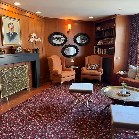 Crown Mansion Boutique Hotel & Villas-3