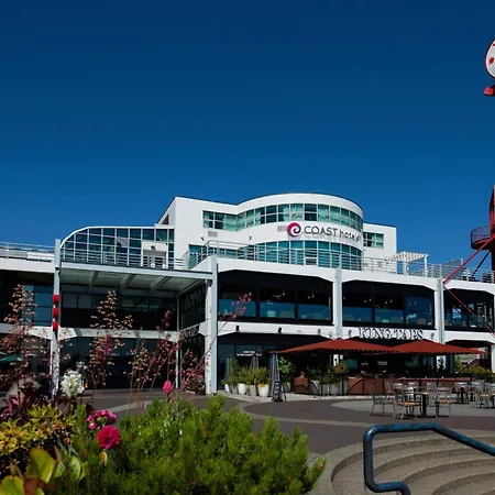 Coast Lonsdale Quay Hotel-3