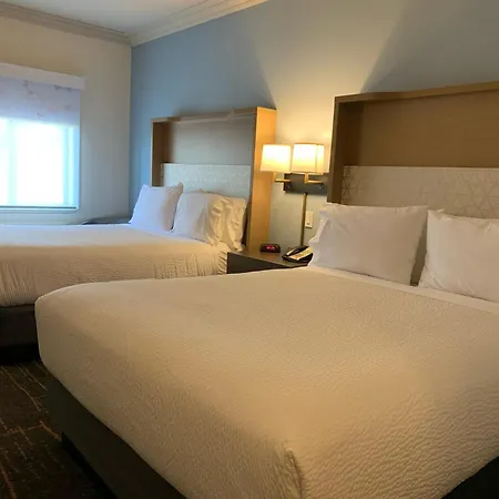 Holiday Inn Victoria - Elk Lake By Ihg-2