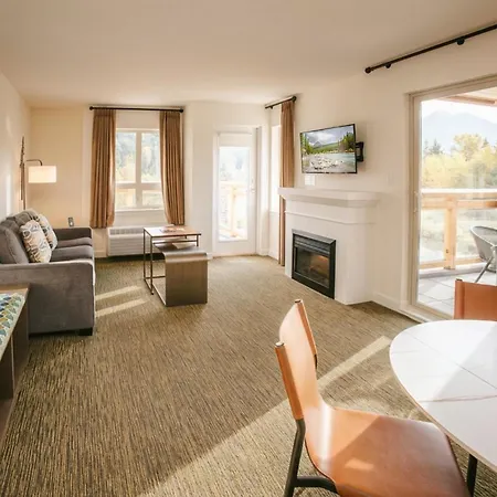 Executive Suites Hotel And Resort, Squamish-3