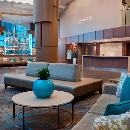 Vancouver Marriott Pinnacle Downtown Hotel-2