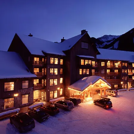 Snow Creek Cabins By Fernie Lodging Co-2
