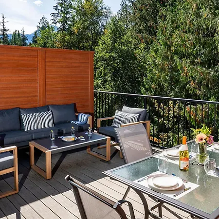Alpine Escape By Revelstoke Vacations-2