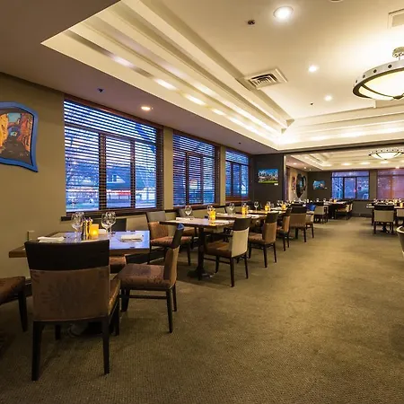 Harbour Towers Hotel & Suites-2