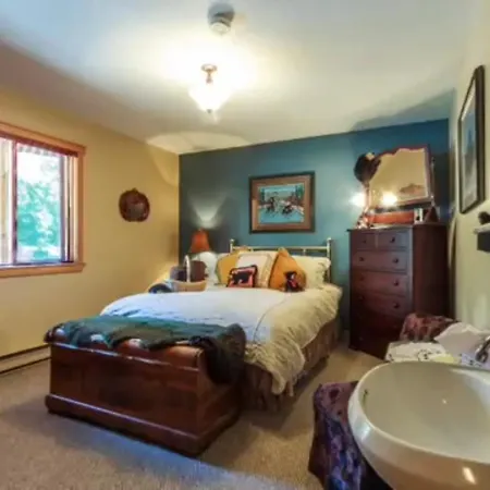 Golden Dreams B&B-3