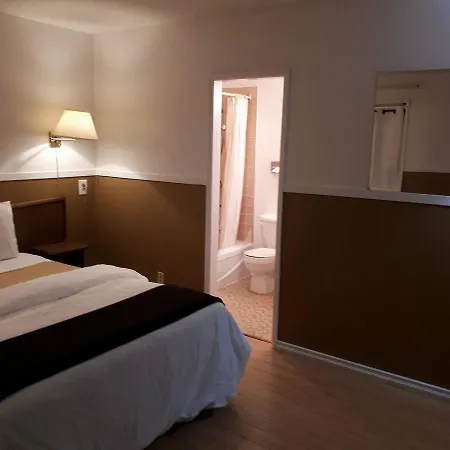 Falcon Nest Motel-3