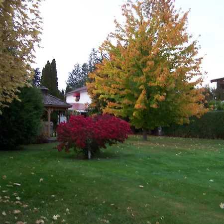 Bavarian Orchard Motel-3