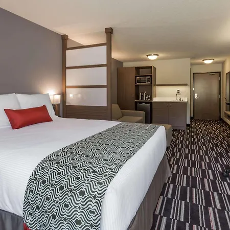 Microtel Inn And Suites By Wyndham Kitimat-3