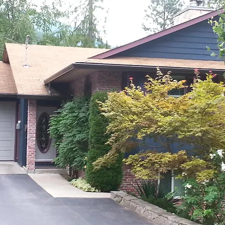 Creekside B&B-2