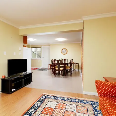 Cozy 3Bdr In North Vancouver-3