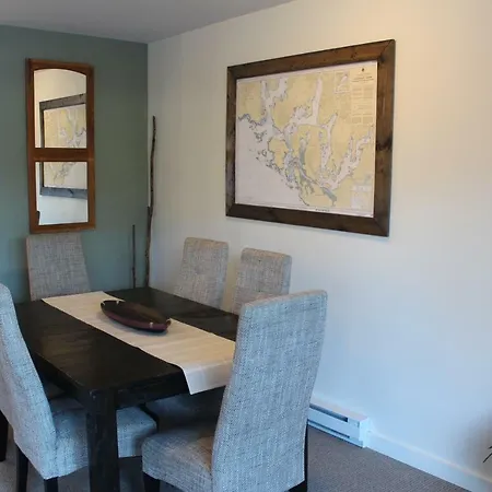 Siennas Harbour House-3