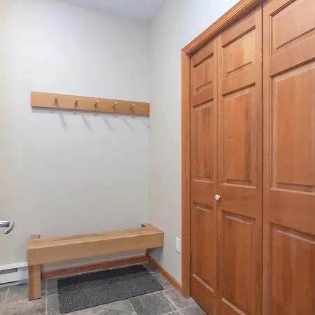 Bright And Spacious 2 Bedroom Sleeps 6-7 Situated In Blueberry Hills-2