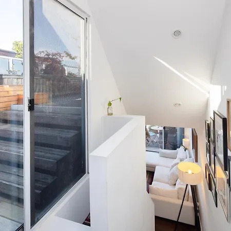 Luxury Penthouse W Outdoor Shower, Views And Parking-3