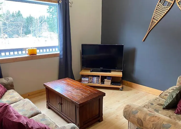 Gudjonson Getaway - 2 Bed 2 Bath Cabin Golden