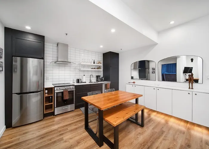 Modern Studio At Blackcomb Base Whistler