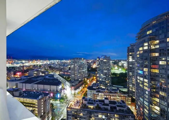 Water View Condo In Downtown Vancouver