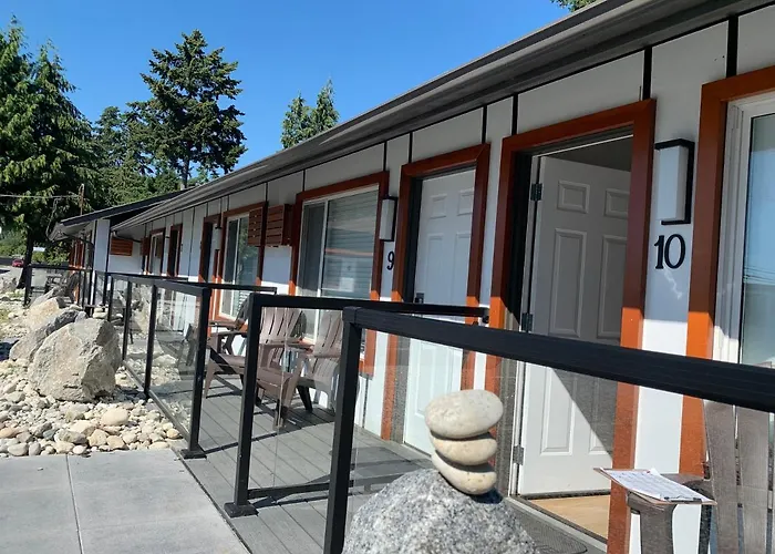 Oceanside Villas Sechelt