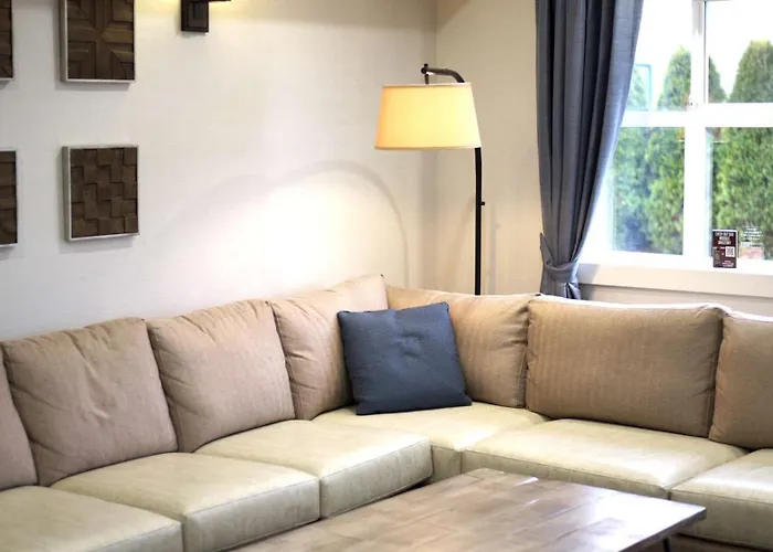 Best Western Peace Arch Inn Surrey