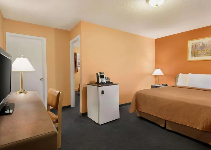 Travelodge By Wyndham Quesnel Bc