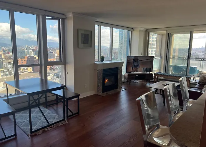 3 Bed 2 Bath Downtown Vancouver Water And City Views