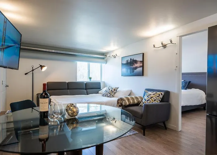 The Whiskey Jack Suite By Revelstoke Vacations