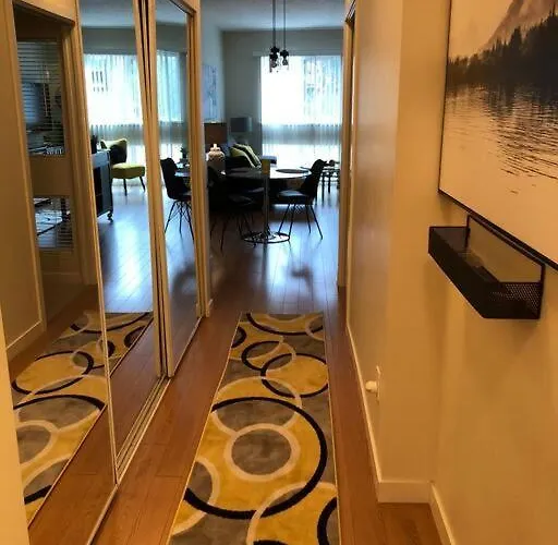 Nanaimo Downtown Experience Apartment