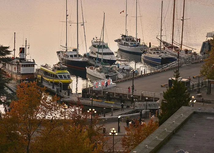 Luxury View Condo In Downtown Victoria