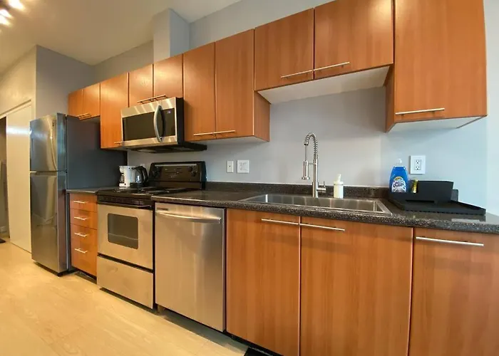 Entire Condo In Heart Of Downtown Vancouver