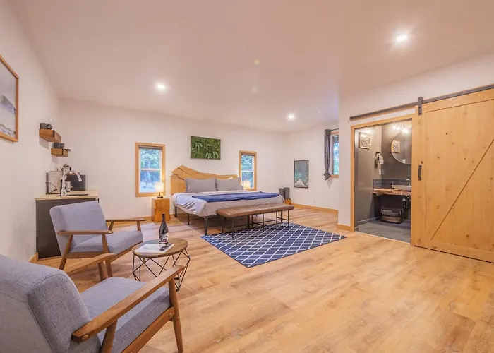 Haustierfreundliches Winter'S Hideaway Suite Ucluelet