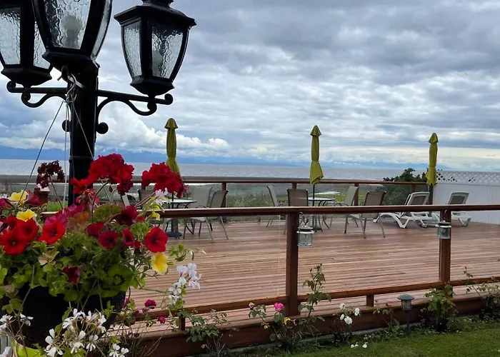 Buena Vista By The Sea Hotel Qualicum Beach