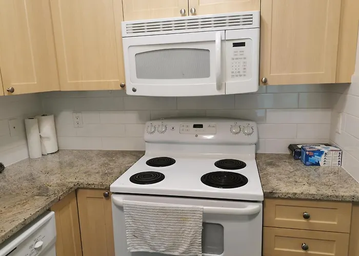 Comfortable 2-Bedroom Apartment On The Famous Ubc Campus Vancouver
