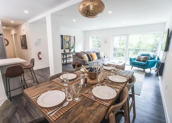 L'Austin Reve - Three-Bedroom Condo Close To Rmr Revelstoke