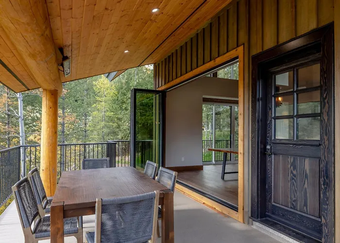 Snow Creek Cabins By Fernie Lodging Co