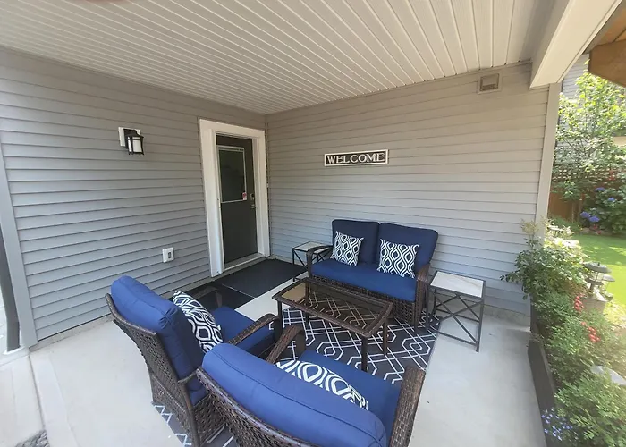 A Cozy Family Get Away Suite In South Nanaimo