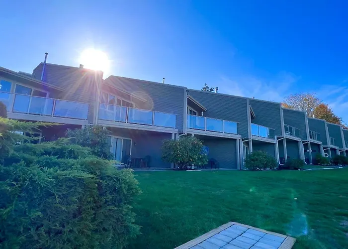 Shorewater Resort Qualicum Beach