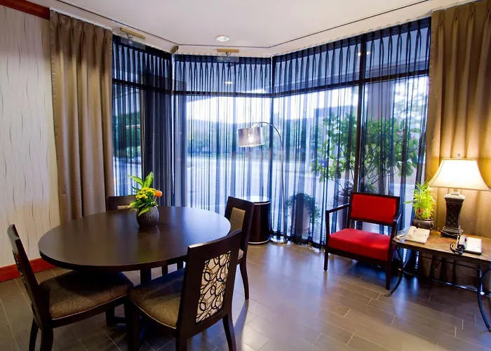 Cheap Hotels near Aberdeen Sky in Richmond