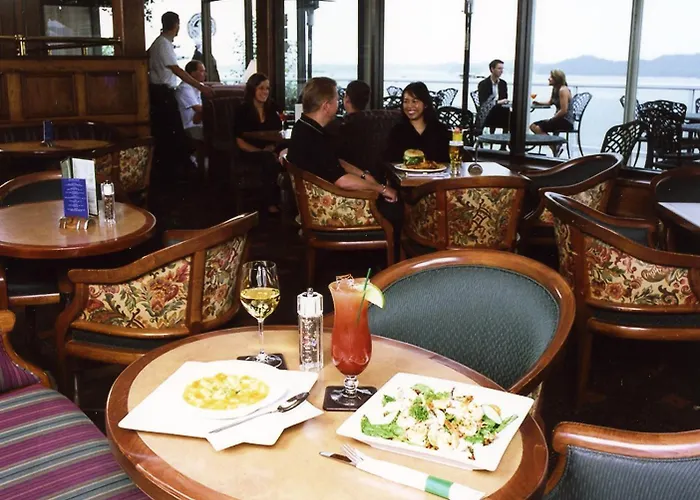 Crest Hotel Prince Rupert