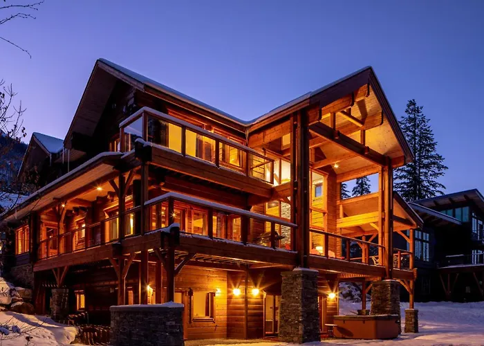 Lush Mountain Accommodations Golden