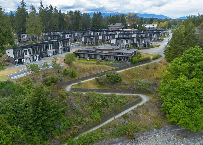 Sunrise Ridge Waterfront Resort Parksville With Golf Course